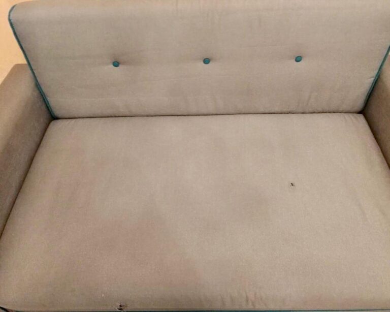 Химчистка диванчика ПОСЛЕ